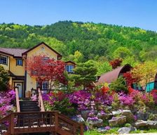 South Korea Gangwon-Do Pyeongchang vacation rental compare prices direct by owner 13715764