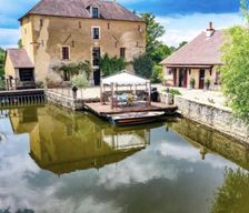 France  Saint-Pierre-les-Étieux vacation rental compare prices direct by owner 13989874