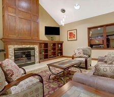 United States Iowa Iowa City vacation rental compare prices direct by owner 12830832