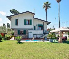 Italy Tuscany Lido di Camaiore vacation rental compare prices direct by owner 4861524