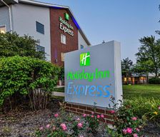 United States Illinois Vernon Hills vacation rental compare prices direct by owner 12882942