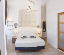 France Nouvelle-Aquitaine Bordeaux vacation rental compare prices direct by owner 13122946