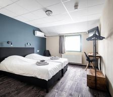 Netherlands Noord-Brabant Luyksgestel vacation rental compare prices direct by owner 13940770
