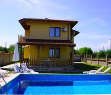 Bulgaria Dobrich Province Bŭlgarevo vacation rental compare prices direct by owner 14246914