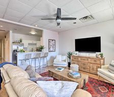 United States Texas San Marcos vacation rental compare prices direct by owner 2839167