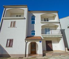 Croatia Istria Novigrad Istria vacation rental compare prices direct by owner 4457462