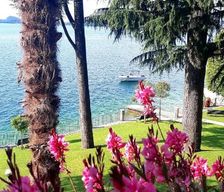 Italy Provincia di Brescia Gardone Riviera vacation rental compare prices direct by owner 14299468