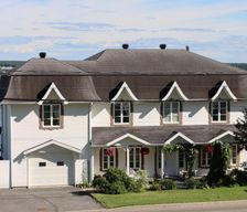 Canada Quebec Boischâtel vacation rental compare prices direct by owner 12796262