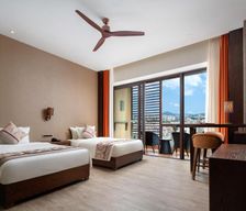 China Hainan Sanya vacation rental compare prices direct by owner 35889338