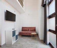 Italy Lombardia Milano vacation rental compare prices direct by owner 6381589