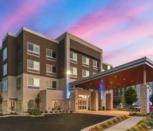 United States California Suisun City vacation rental compare prices direct by owner 12724069