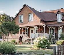 Canada Quebec Saint-Siméon vacation rental compare prices direct by owner 12742477