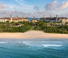 China Hainan Sanya vacation rental compare prices direct by owner 26118883