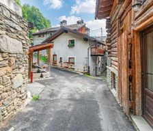 Italy Valle d'Aosta Brusson Vollon AO vacation rental compare prices direct by owner 20318788