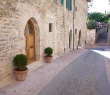 Italy Umbria Assisi vacation rental compare prices direct by owner 17767472