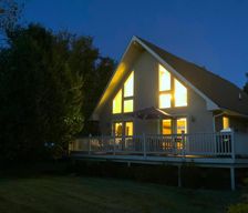 United States New York Athens vacation rental compare prices direct by owner 35648941