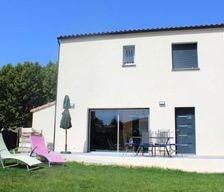 France Languedoc-Roussillon Marsillargues vacation rental compare prices direct by owner 15214424