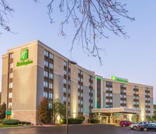 United States Illinois Rockford vacation rental compare prices direct by owner 12714677