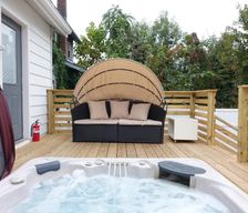United States Ohio Hillside vacation rental compare prices direct by owner 8306992