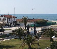 Italy Provincia di Lucca Lido di Camaiore vacation rental compare prices direct by owner 10160297