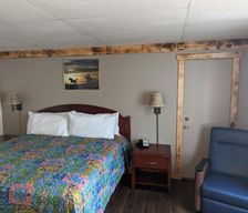 United States Kansas Dodge City vacation rental compare prices direct by owner 11907967