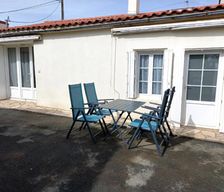 France Pays de la Loire Mareuil-sur-Lay vacation rental compare prices direct by owner 15456561