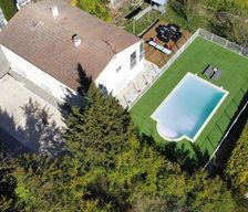 France Ardèche Vallon-Pont-d'Arc vacation rental compare prices direct by owner 13135882