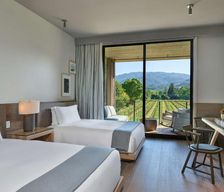 United States California St. Helena vacation rental compare prices direct by owner 14378028