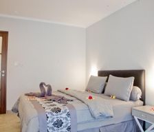 Indonesia Lombok Cakranegara vacation rental compare prices direct by owner 26026121