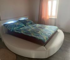 Italy Lombardy Cadegliano Viconago vacation rental compare prices direct by owner 26731553