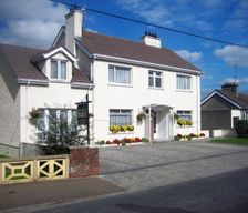Ireland Monaghan County Monaghan vacation rental compare prices direct by owner 12988397