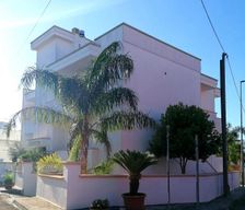 Italy Apulia Miggiano vacation rental compare prices direct by owner 27876539