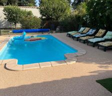 France  Caumont-sur-Durance vacation rental compare prices direct by owner 24070424