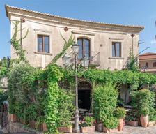 Italy Sicily Savoca vacation rental compare prices direct by owner 15818453