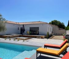 France Bouches-du-Rhône Mollégès vacation rental compare prices direct by owner 23897876