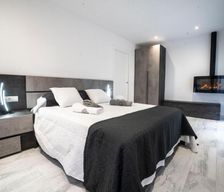 Spain Catalonia Puigcerdà vacation rental compare prices direct by owner 8420193