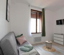 France  Saint-Quentin vacation rental compare prices direct by owner 24630447
