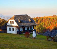 Romania Brasov Bran vacation rental compare prices direct by owner 23706507