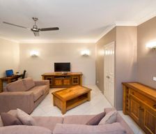 Australia Queensland Rockhampton vacation rental compare prices direct by owner 13739774