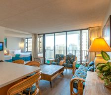 United States Hawaii Honolulu vacation rental compare prices direct by owner 92012