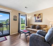 United States Missouri Branson vacation rental compare prices direct by owner 2484565