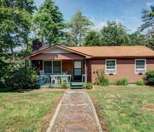 United States North Carolina Marshall vacation rental compare prices direct by owner 12826641