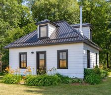 Canada Ontario Hillier vacation rental compare prices direct by owner 1866919
