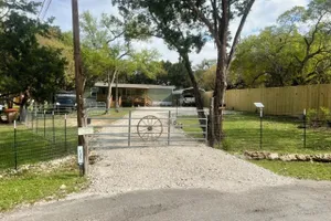 United States Texas Canyon Lake vacation rental compare prices direct by owner 36062481