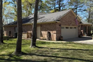United States Texas Montgomery vacation rental compare prices direct by owner 36668151