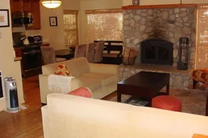 United States California Mammoth Lakes vacation rental compare prices direct by owner 539289