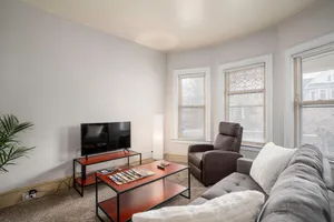United States New York Buffalo vacation rental compare prices direct by owner 23657982