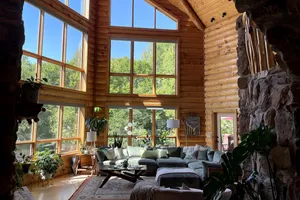 United States Iowa Iowa City vacation rental compare prices direct by owner 11764327
