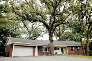 United States Illinois Elgin vacation rental compare prices direct by owner 29037534