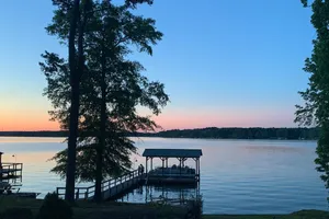 United States South Carolina Ninety Six vacation rental compare prices direct by owner 1851575